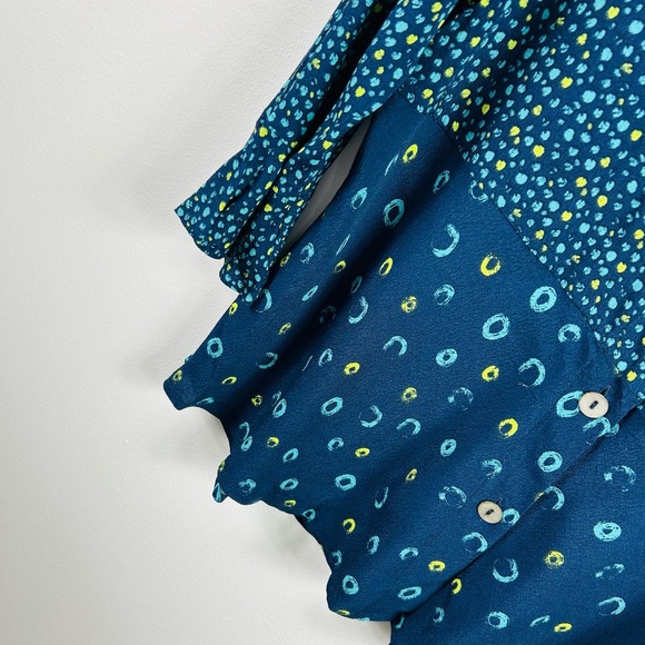 Habitat Blue Teal Green Polka Dot Asymmetrical Blouse Size Small - Picture 3 of 7